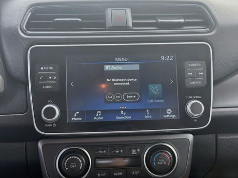 Used 2025 Nissan Leaf S FWD image 21