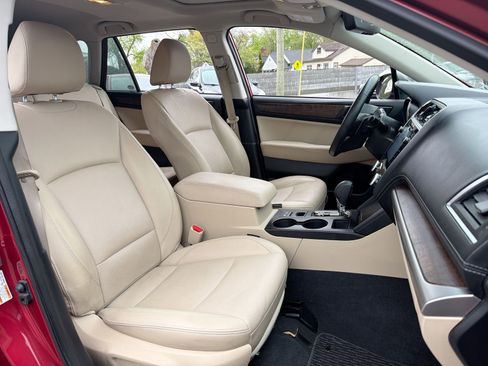 Used 2018 Subaru Outback 2.5i Limited AWD/4WD image 26