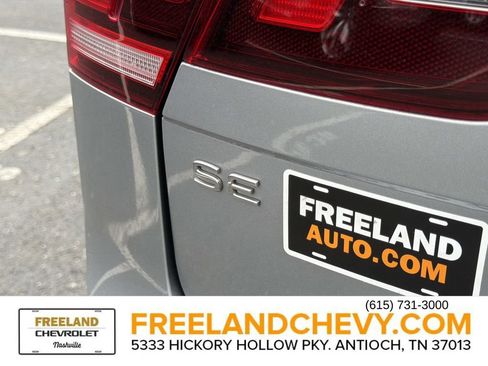 Used 2022 Volkswagen Tiguan SE image 14