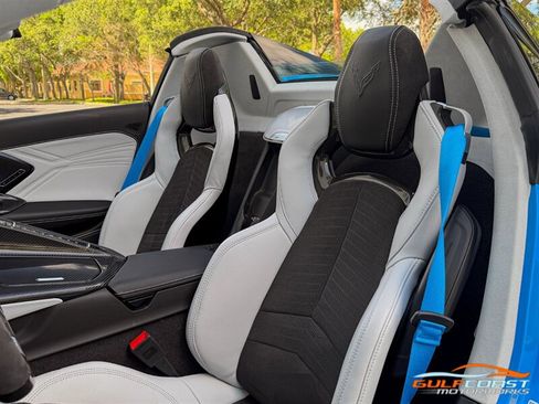 Used 2024 Chevrolet Corvette Z06 RWD image 25