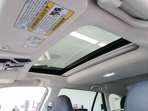 Used 2022 Subaru Outback Limited w/ Popular Package #2 image 31