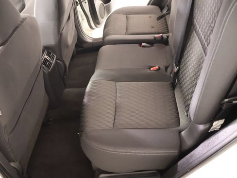 Used 2017 Nissan Rogue S w/ Appearance Package FWD image 11
