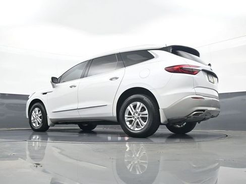 Used 2021 Buick Enclave Essence w/ Sound and Sites Package FWD image 28