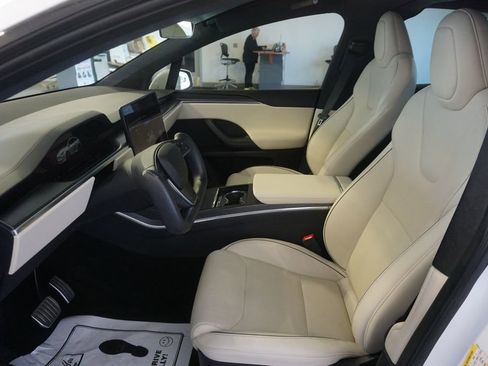 Used 2023 Tesla Model X Plaid AWD/4WD image 22