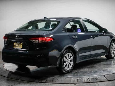Certified 2023 Toyota Corolla LE image 4