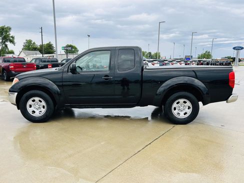 Used 2010 Nissan Frontier SE w/ Power Pkg RWD image 28
