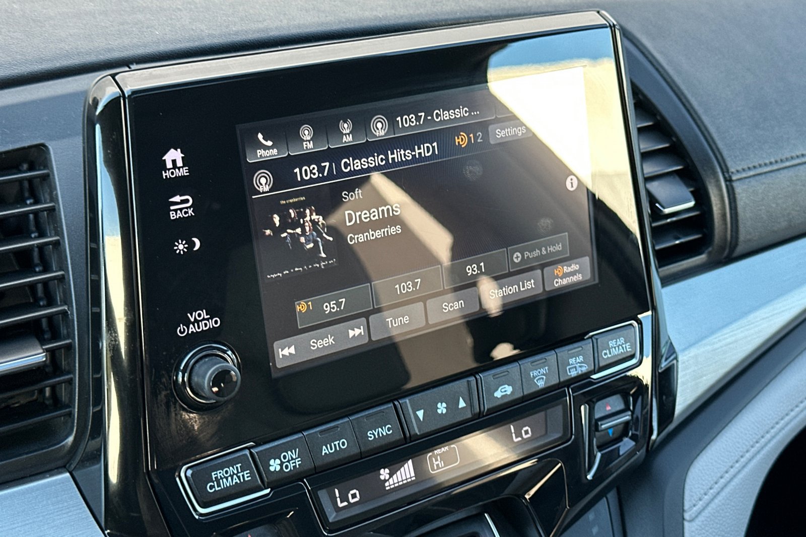 Used 2018 Honda Odyssey EX-L image 27