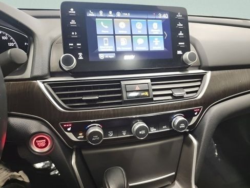 Used 2022 Honda Accord EX-L image 31