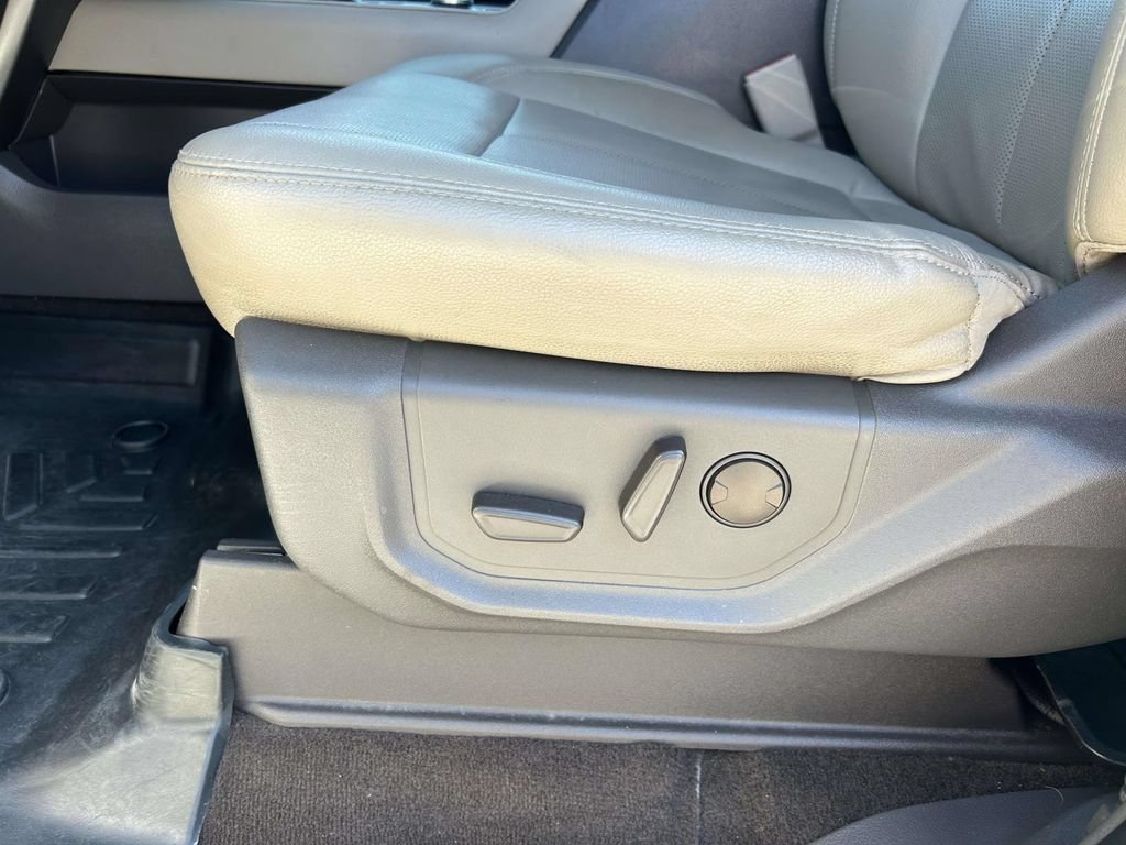 Used 2021 Ford Expedition Max XLT AWD/4WD image 21