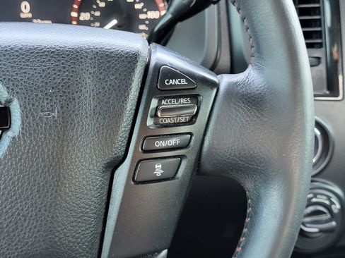 Used 2021 Nissan Titan PRO-4X w/ Pro-4x Convenience Package AWD/4WD image 19
