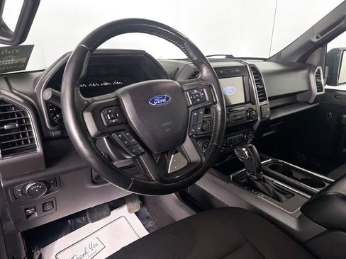 Used 2019 Ford F150 XLT w/ Equipment Group 302A Luxury AWD/4WD image 9