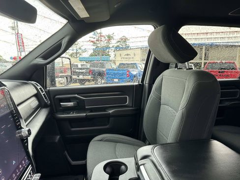 Used 2026 RAM 2500 Big Horn AWD/4WD image 15