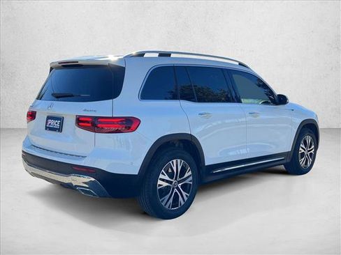 Used 2024 Mercedes-Benz GLB 250 4MATIC image 5