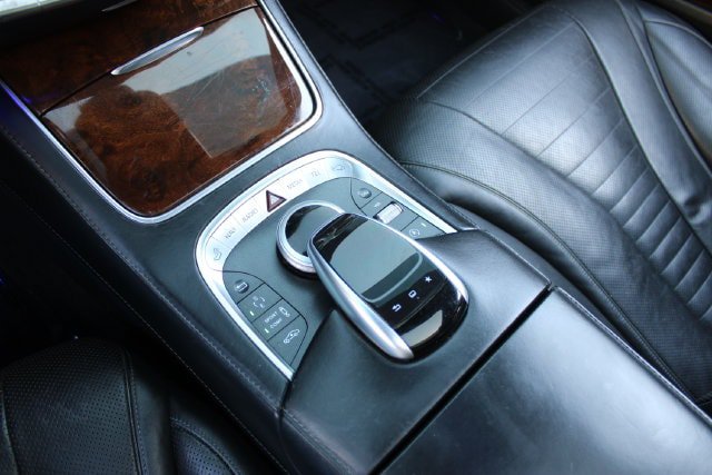 Used 2015 Mercedes-Benz S 550 4MATIC Sedan image 17