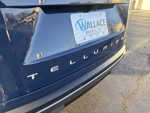 New 2027 Kia Telluride S image 6