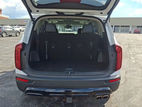 Used 2022 Kia Telluride EX w/ EX Premium Package AWD/4WD image 35