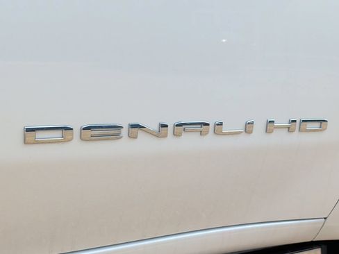 Used 2024 GMC Sierra 3500 Denali Ultimate AWD/4WD image 42