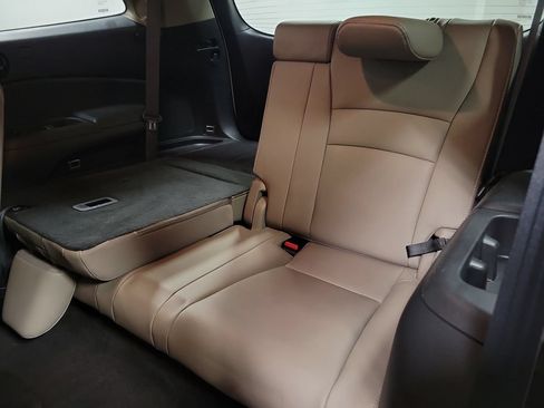 Used 2019 Honda Pilot Touring image 29