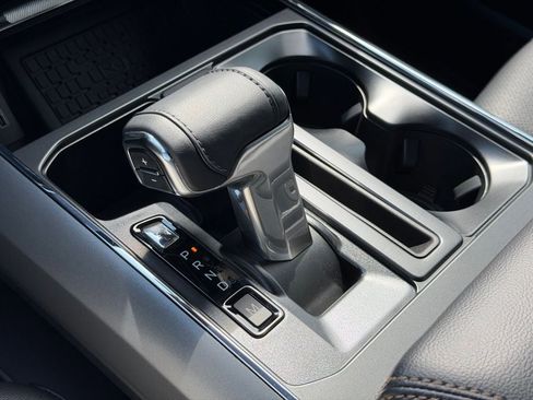 New 2026 Ford F150 Lariat w/ Equipment Group 502A High image 37