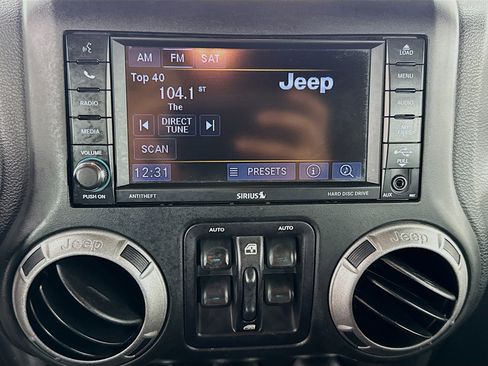 Used 2017 Jeep Wrangler Unlimited Sport image 17