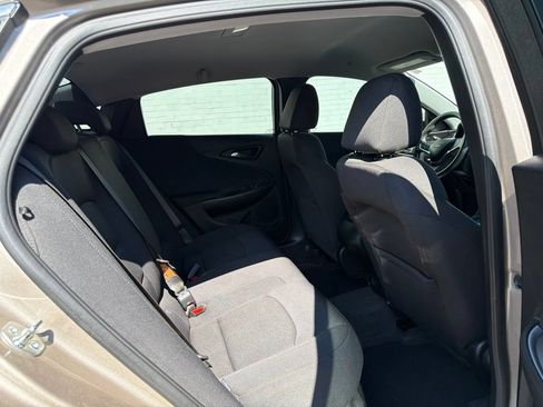 Used 2025 Chevrolet Malibu LS FWD image 10