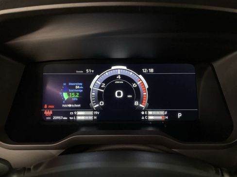 Used 2024 Toyota Tundra Platinum image 27