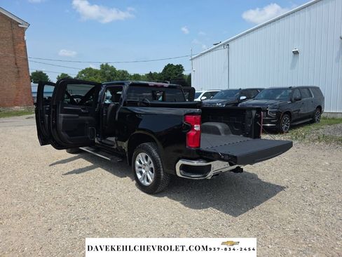 Used 2025 Chevrolet Silverado 1500 LTZ w/ LTZ Premium Package AWD/4WD image 33