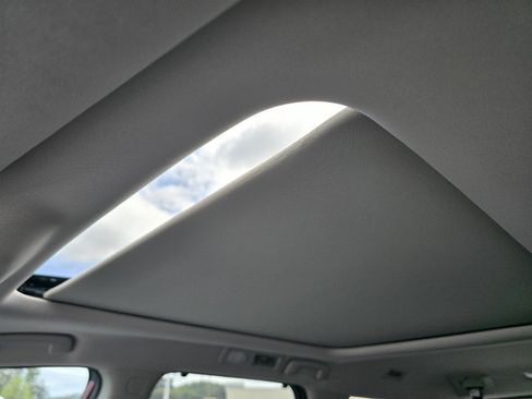 New 2026 Nissan Pathfinder SL AWD/4WD image 23