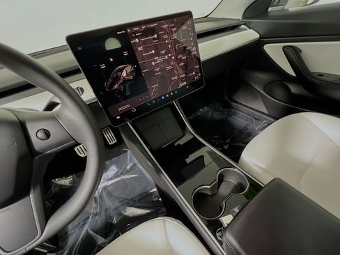 Used 2020 Tesla Model 3 Performance AWD/4WD image 24