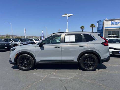 Used 2024 Honda CR-V Sport image 2