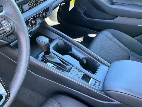 Used 2025 Honda Accord LX image 16