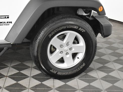 Used 2017 Jeep Wrangler Unlimited Sport w/ Quick Order Package 24S image 54