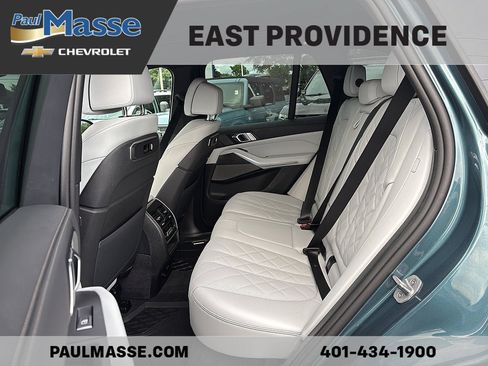 Used 2025 BMW X5 xDrive40i AWD/4WD image 16