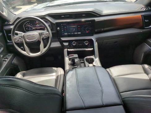 Used 2024 GMC Sierra 1500 Denali w/ Denali Reserve Package AWD/4WD image 17