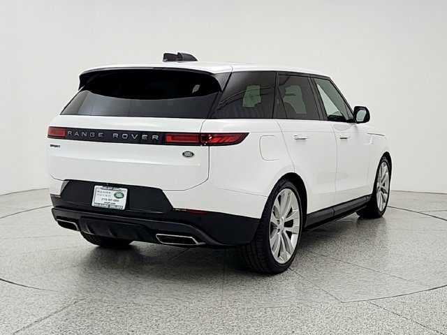 Used 2023 Land Rover Range Rover Sport SE AWD/4WD image 5