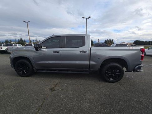 Used 2023 Chevrolet Silverado 1500 Custom image 6