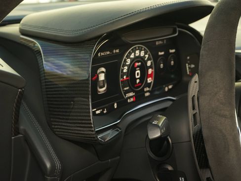 Used 2020 Audi R8 V10 AWD/4WD image 18