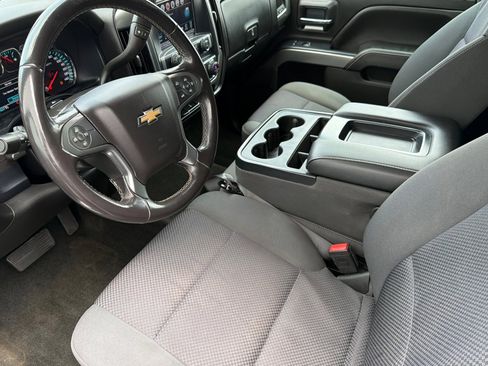 Used 2018 Chevrolet Silverado 1500 LT w/ LT Eassist Package image 10