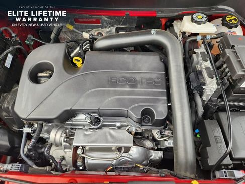 Used 2024 Chevrolet Equinox RS w/ RS Leather Package FWD image 30