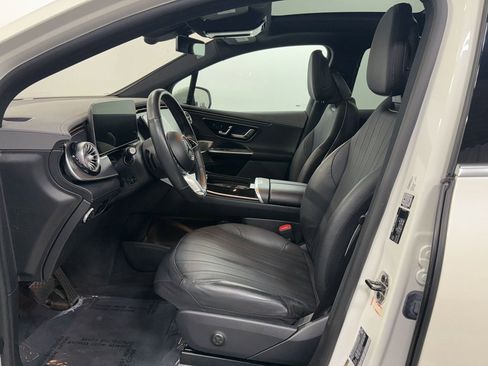Used 2023 Mercedes-Benz EQE 350+ 4MATIC SUV w/ AMG Line Exterior Package image 8