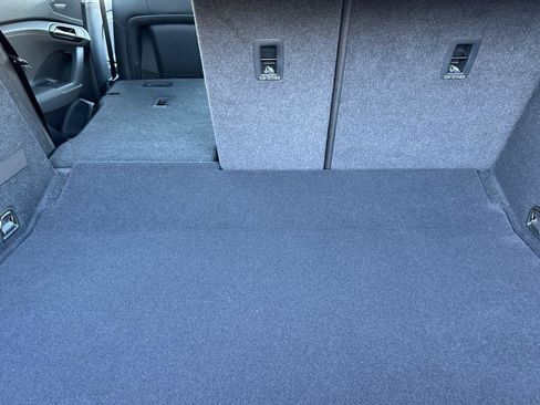 New 2025 Audi Q6 e-tron Premium Plus image 14