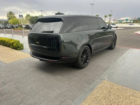 Certified 2025 Land Rover Range Rover Long Wheelbase SE AWD/4WD image 5