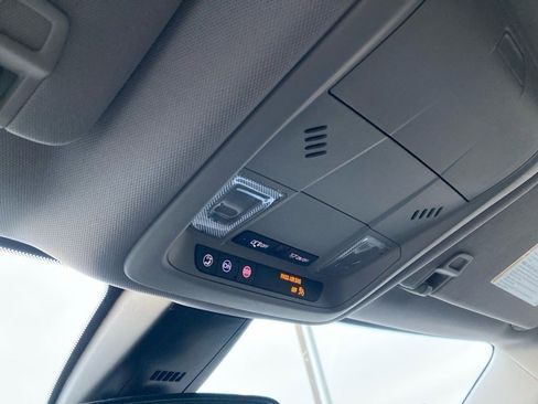 Used 2024 Chevrolet Blazer LT image 28