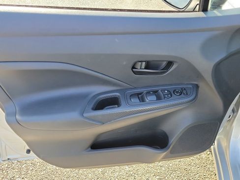 Used 2024 Nissan Versa S w/ S Plus Package image 16