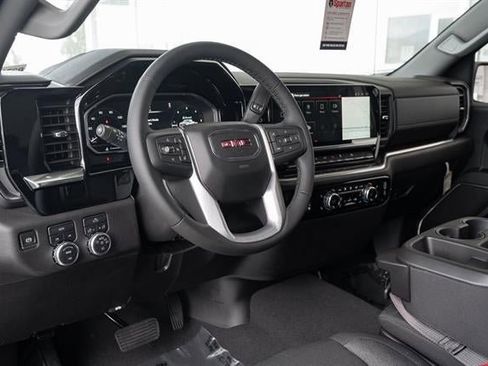 Used 2024 GMC Sierra 1500 Elevation image 12