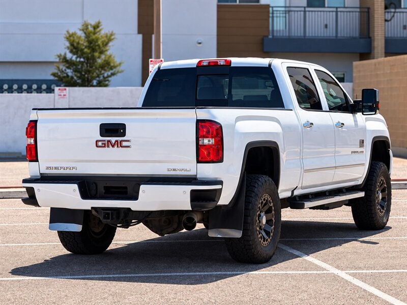 Used 2017 GMC Sierra 2500 Denali w/ Duramax Plus Package AWD/4WD image 5