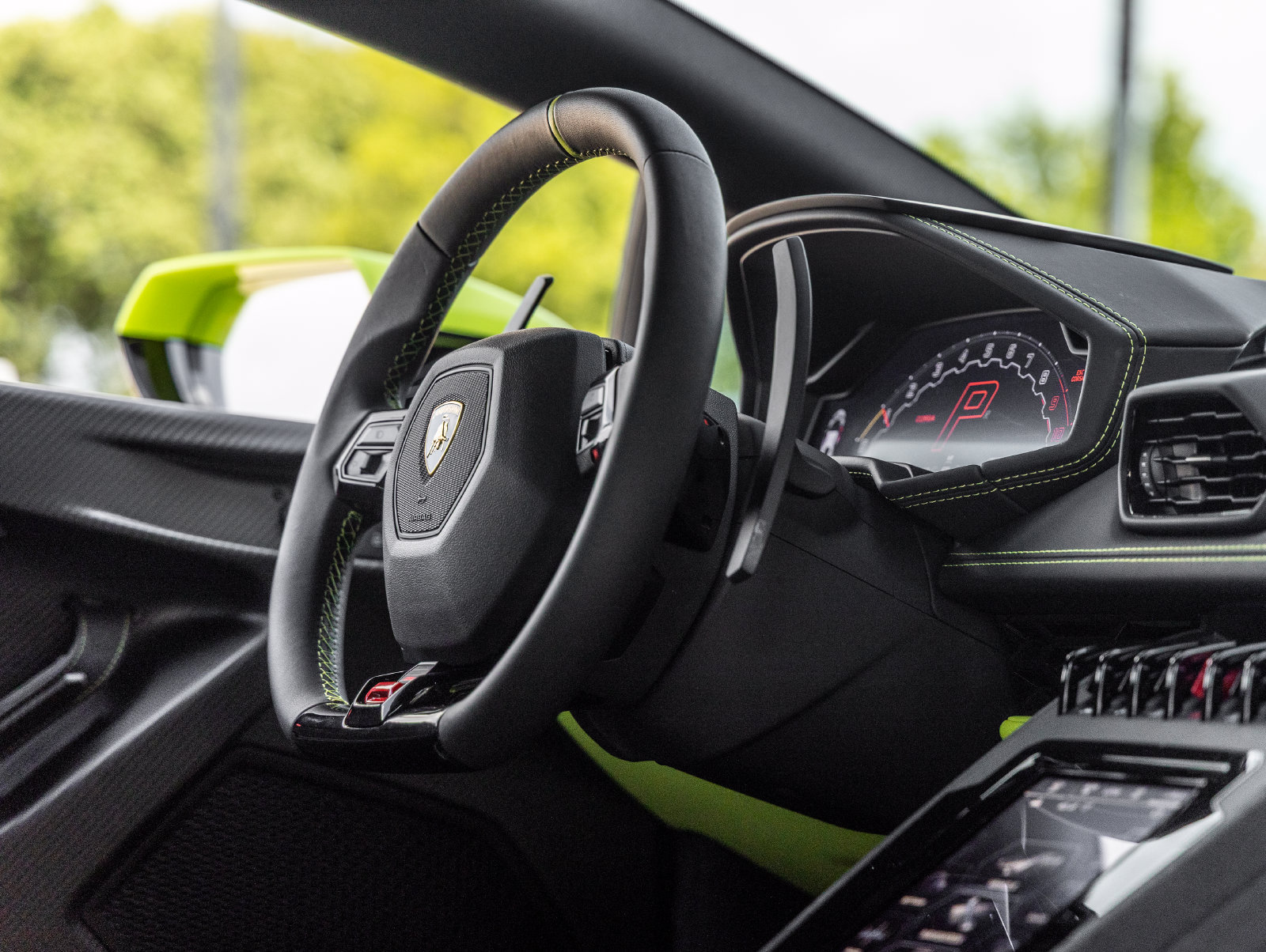 Used 2024 Lamborghini Huracan Tecnica RWD image 46