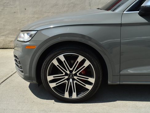 Used 2020 Audi SQ5 Premium Plus w/ Premium Plus Package AWD/4WD image 32