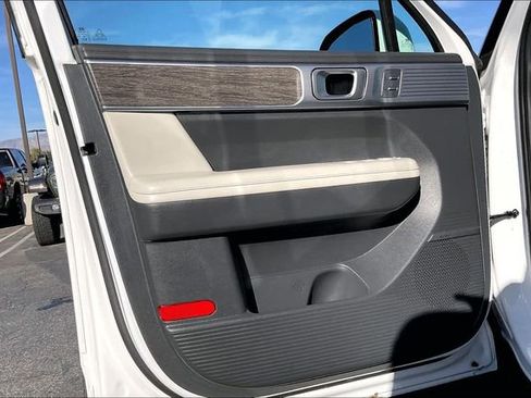 Used 2024 Hyundai Santa Fe Calligraphy image 22