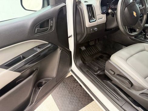 Used 2018 Chevrolet Colorado W/T image 22